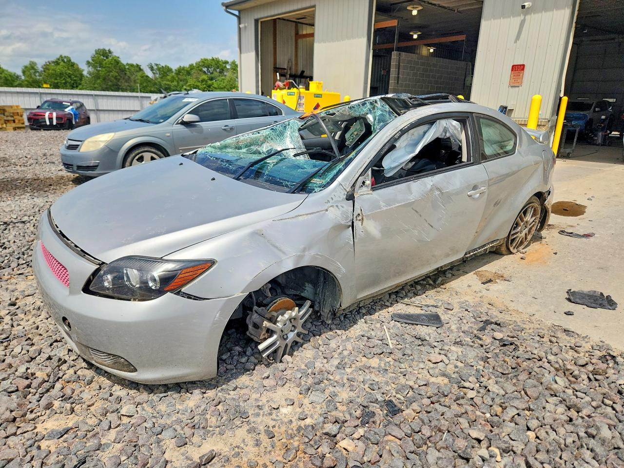 2009 Scion tC, VIN JTKDE167X90279475 — Опрокидывание