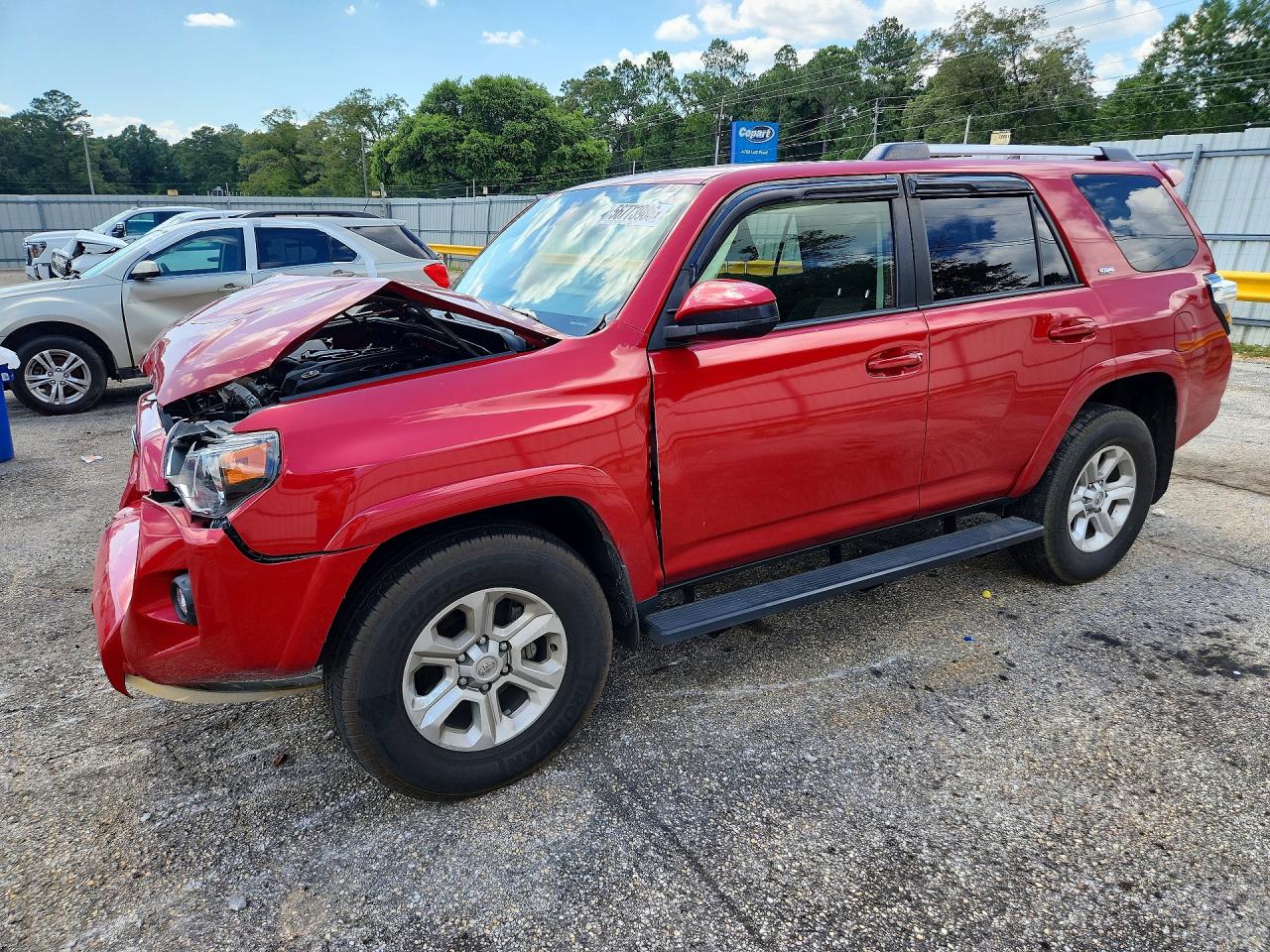 2023 Toyota 4Runner SR5, VIN JTEEU5JR8P5286208 — Front end
