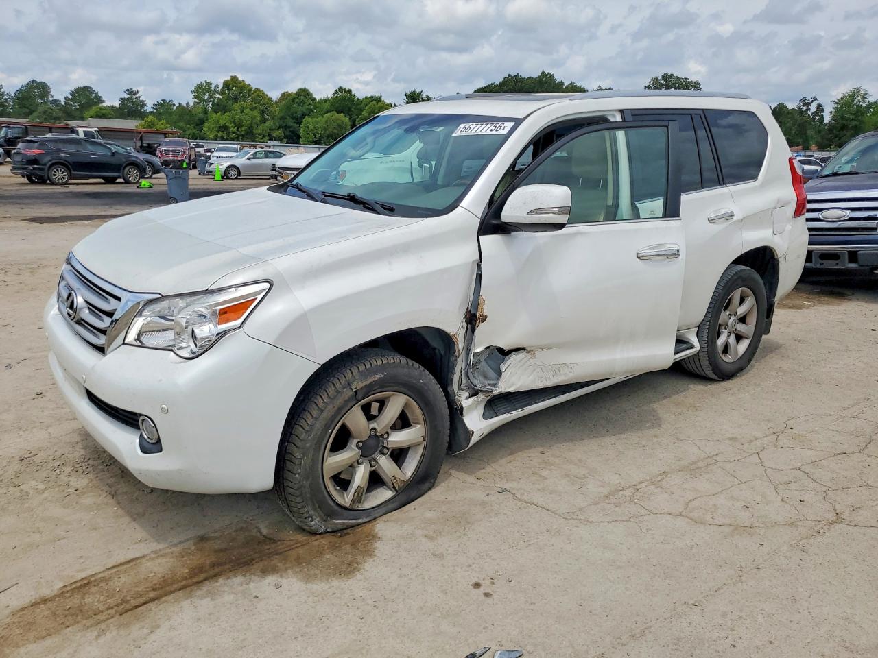 2011 Lexus GX 460, VIN JTJBM7FX8B5026875 — Side