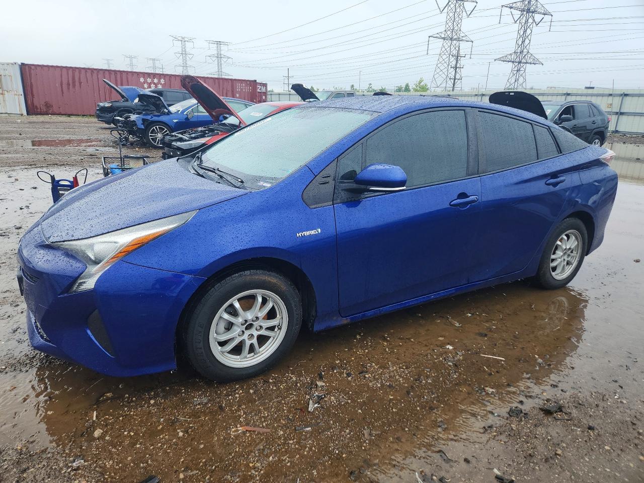 2016 Toyota Prius Two, VIN JTDKBRFU1G3519620 — Зад