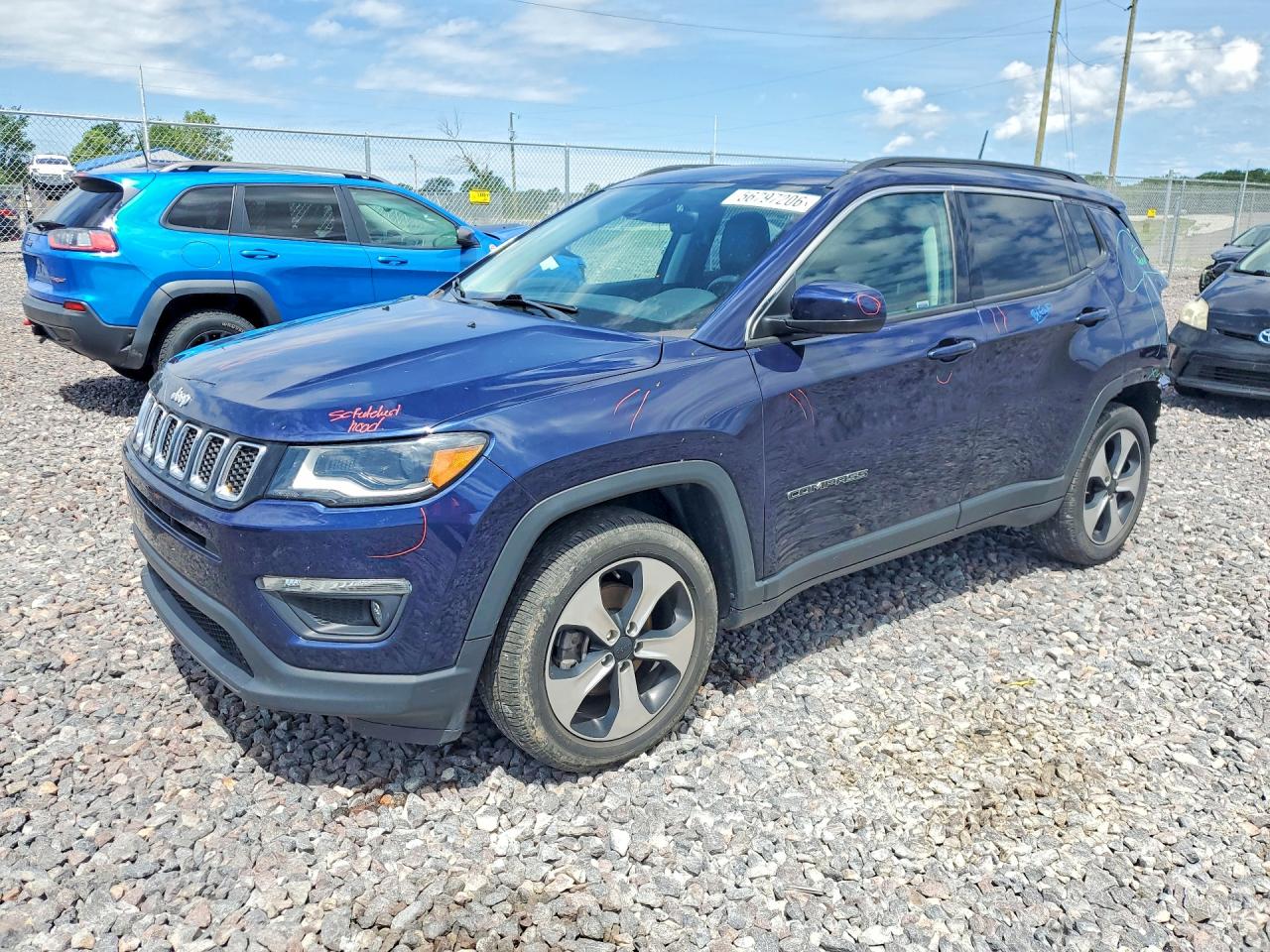 2018 Jeep Compass Latitude, VIN 3C4NJCBB7JT318589 — Rear end