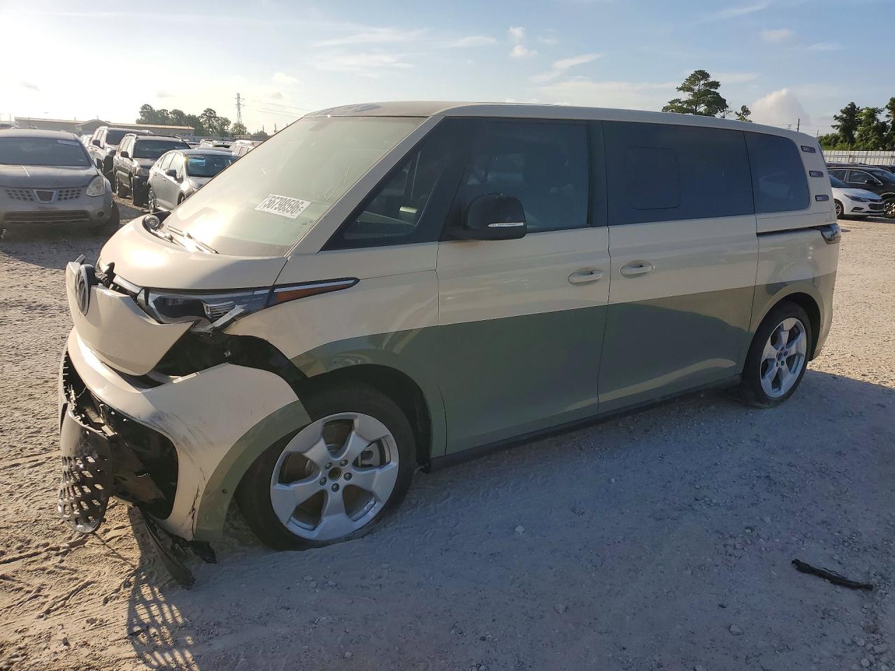 2025 Volkswagen ID.Buzz, VIN WVGAWVEB8SH016280 — Front end