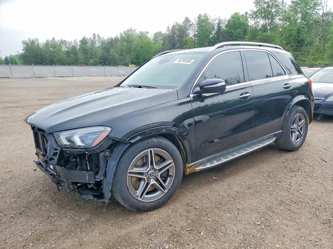 2020 Mercedes-Benz GLE 450, VIN 4JGFB5KB2LA102698 — Front end