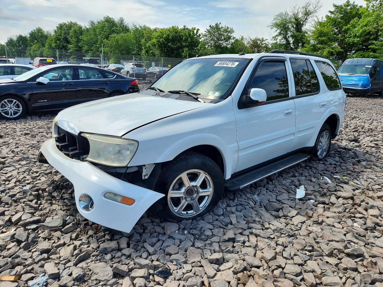 2005 Buick Rainier CXL, VIN 5GADT13S352203294 — Front end