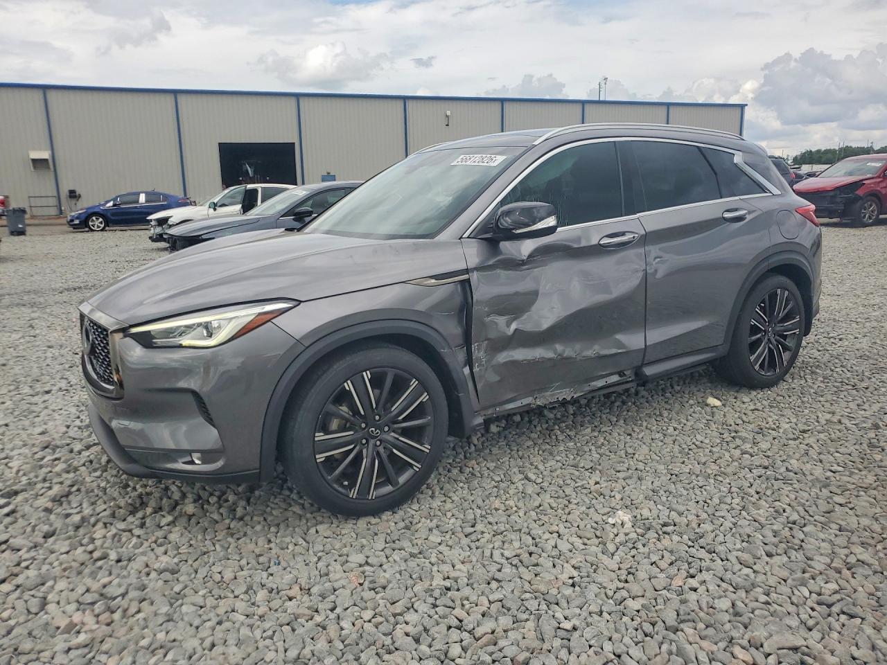 2021 Infiniti QX50 Luxe, VIN 3PCAJ5BA3MF102596 — Side