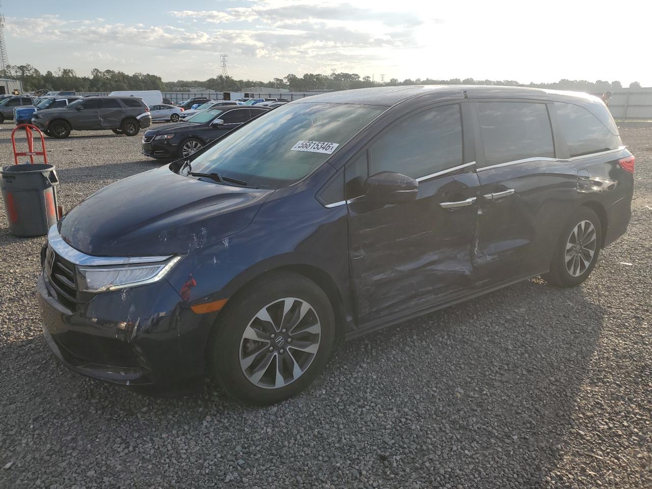 2024 Honda Odyssey EX-L, VIN 5FNRL6H63RB062128 — Side