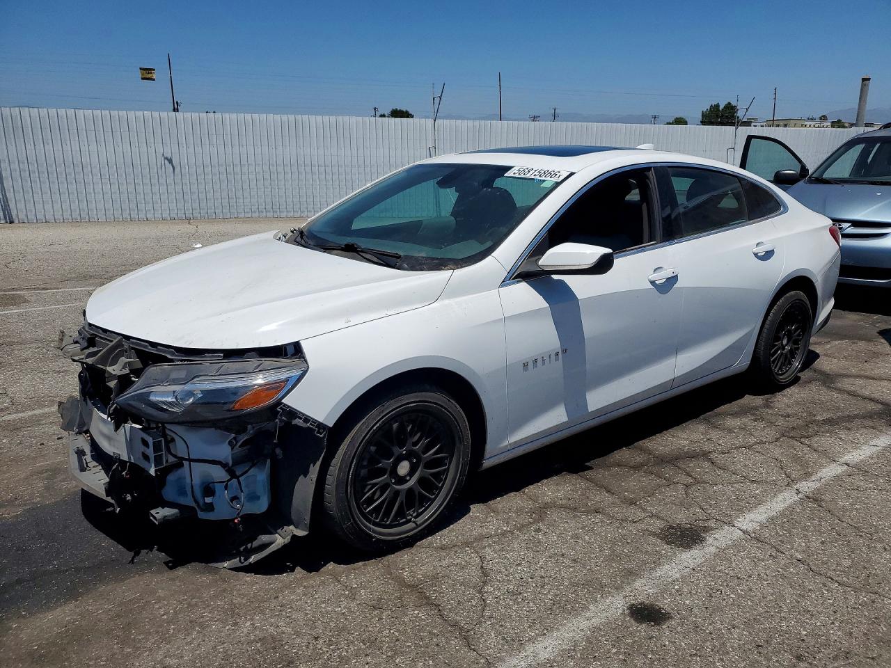 2022 Chevrolet Malibu LT, VIN 1G1ZD5ST4NF137942 — Front end
