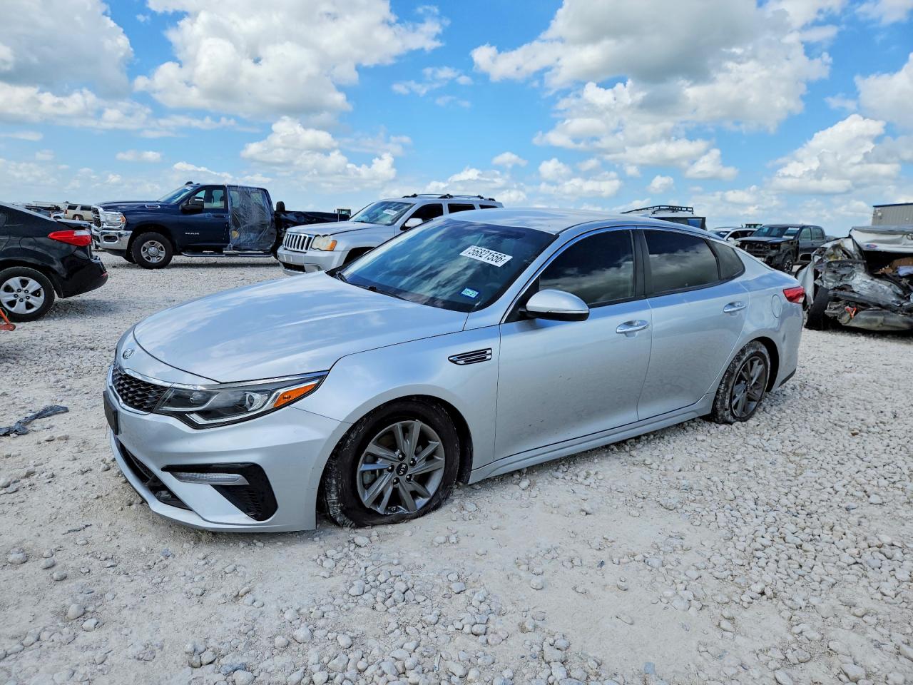 2019 Kia Optima LX, VIN 5XXGT4L35KG362748 — Side