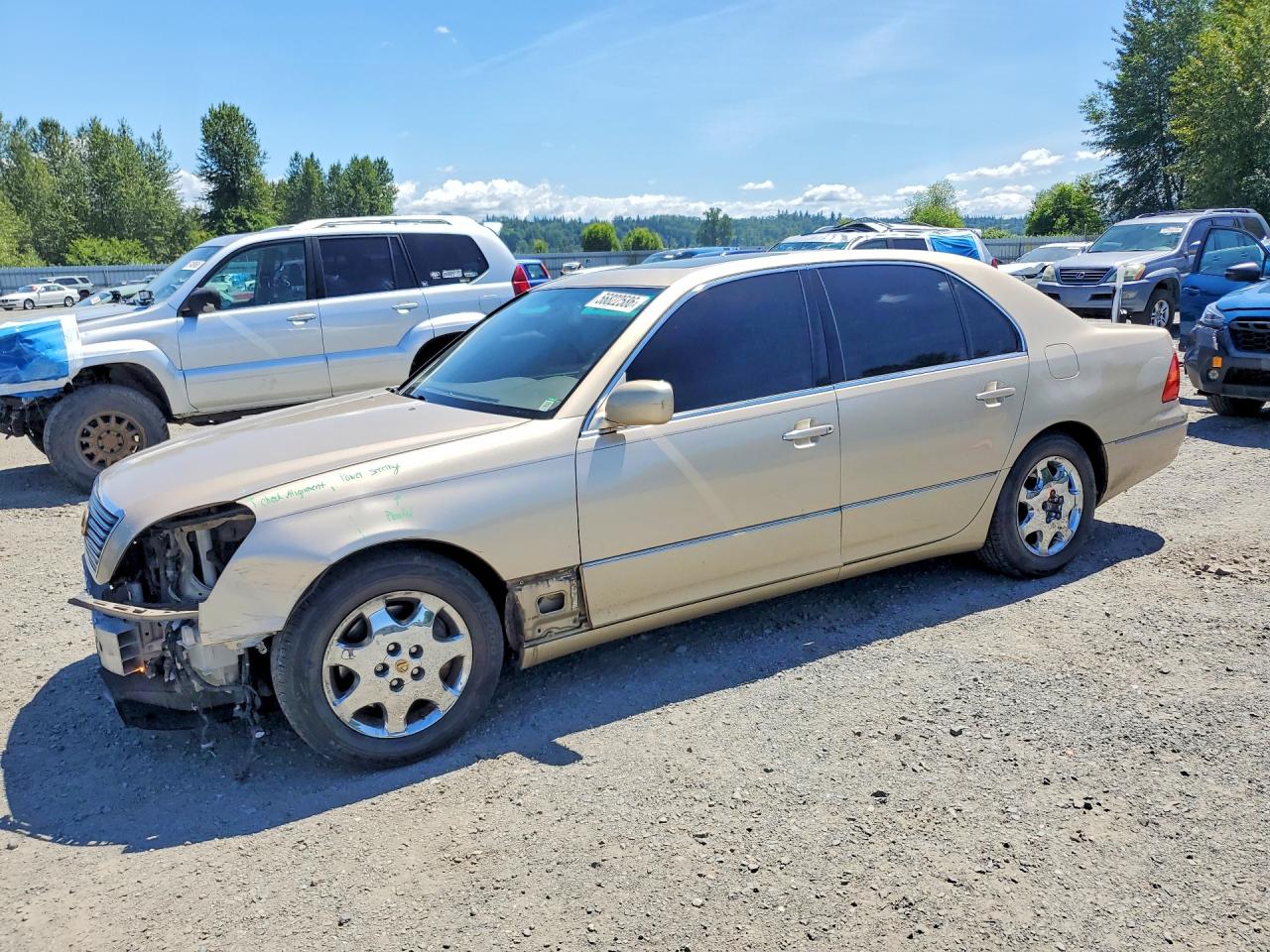 2003 Lexus LS 430, VIN JTHBN30F230108462 — Front end