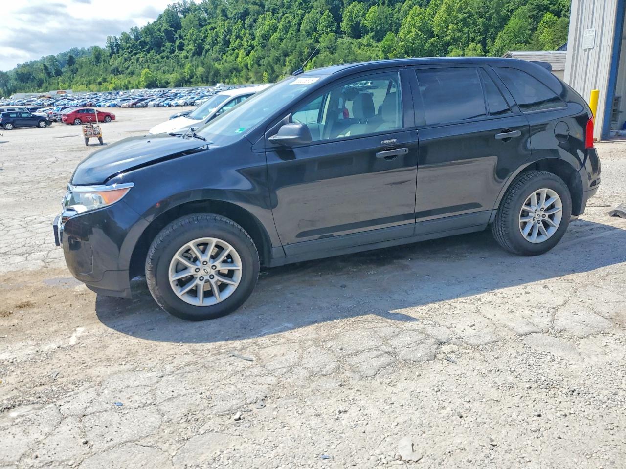 2013 Ford Edge SE, VIN 2FMDK3GC6DBB16154 — Front end
