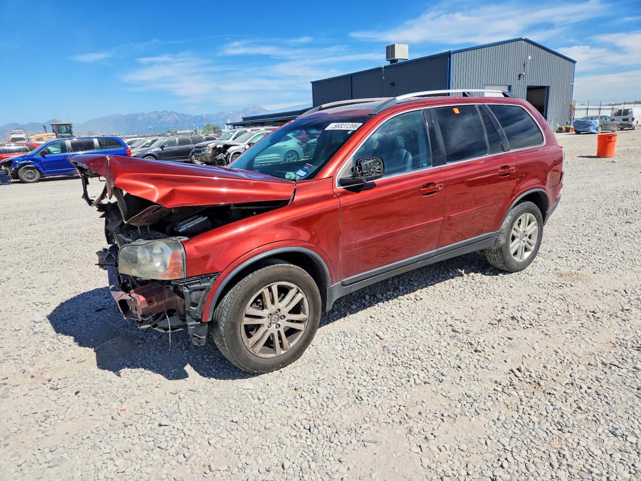 2011 Volvo XC90 I6, VIN YV4952CY7B1583294 — Front end
