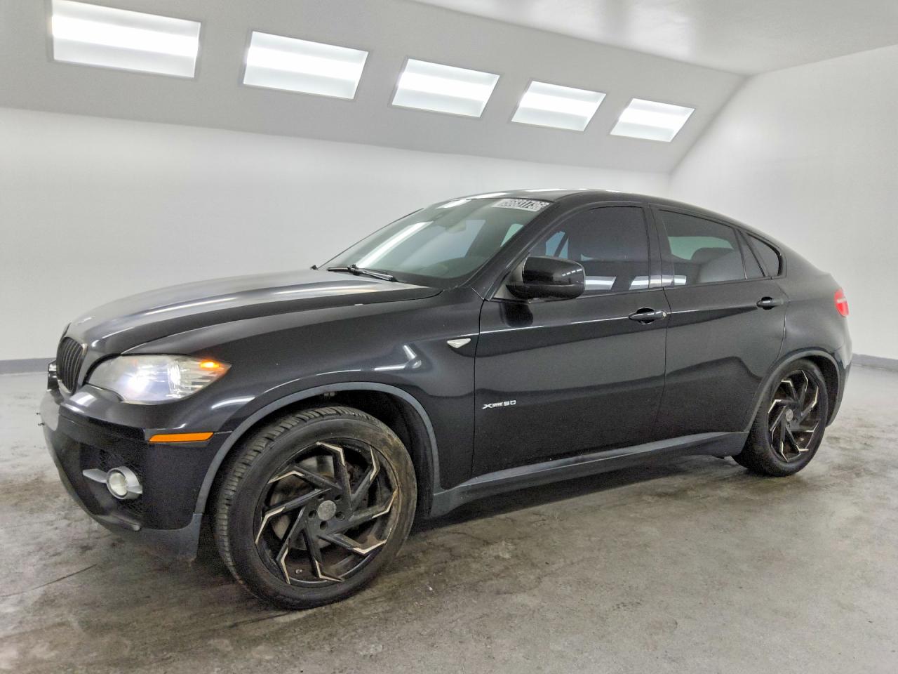 2011 BMW X6 50i, VIN 5UXFG8C56BLZ95976 — Normal wear
