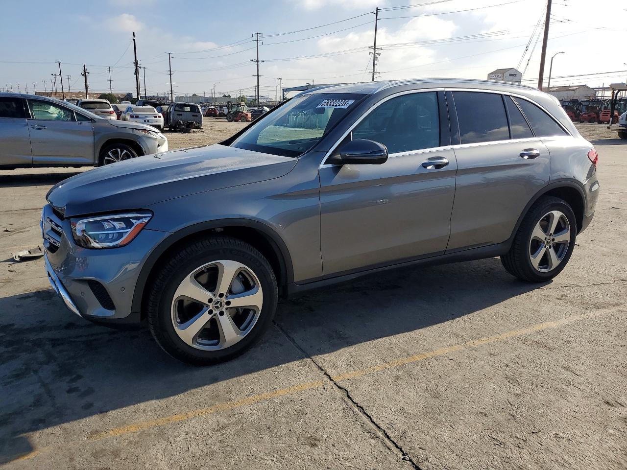 2022 Mercedes-Benz GLC 300, VIN W1N0G8DB2NV350271 — Front end