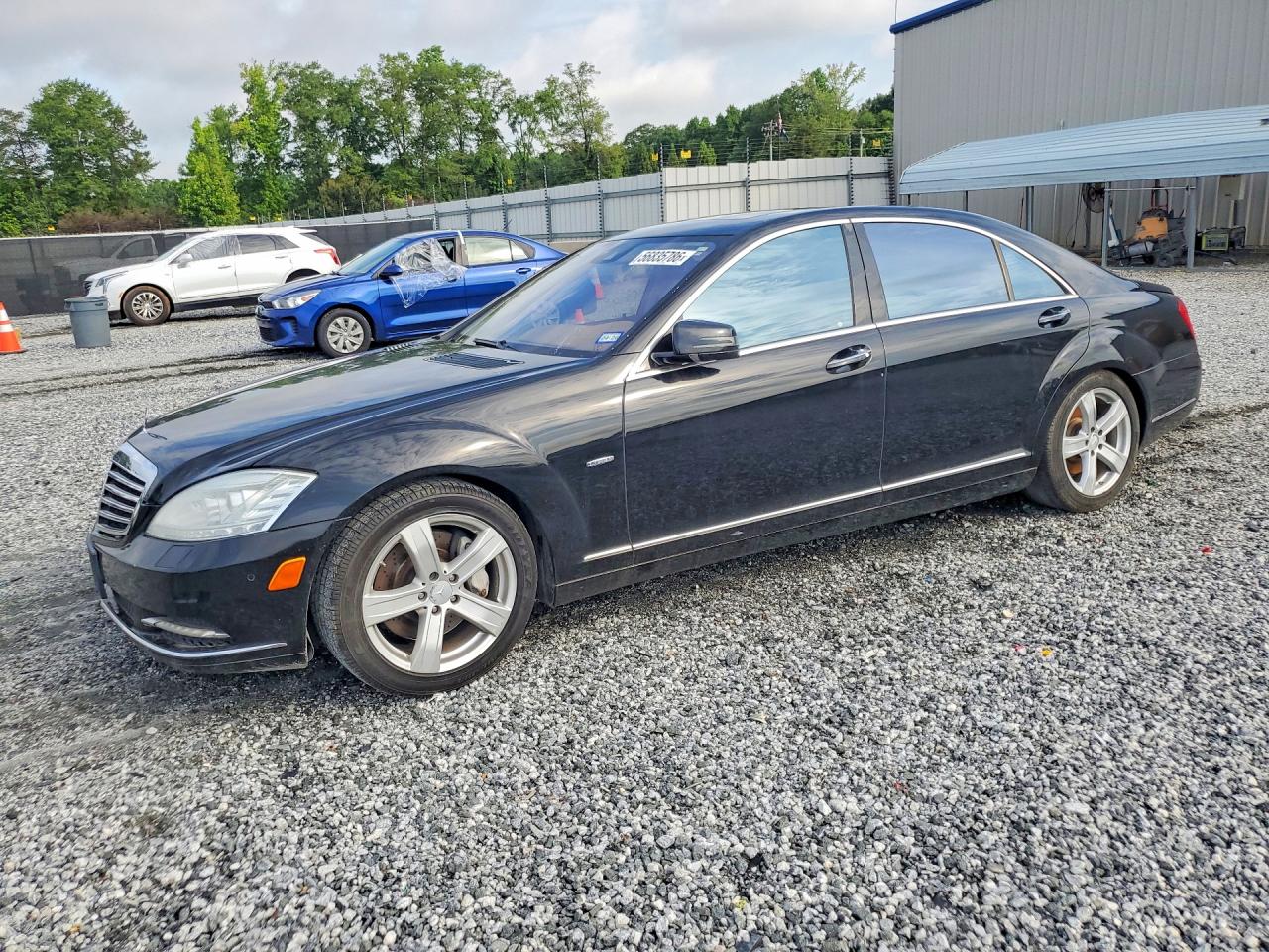 2012 Mercedes-Benz S 550, VIN WDDNG7DBXCA432069 — Minor dents and scratches