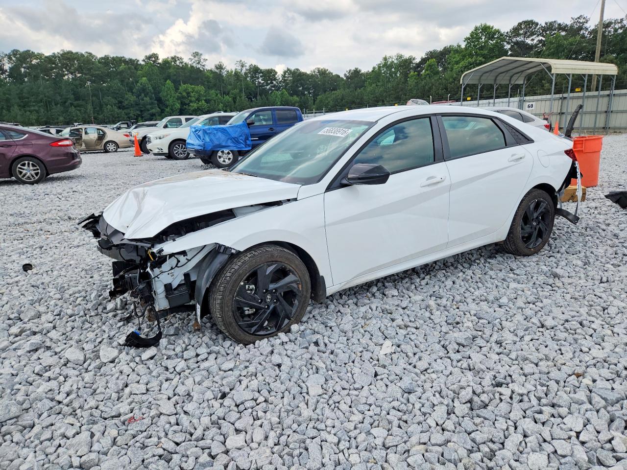 2026 Hyundai Elantra SEL Sport, VIN KMHLM4DG1TU134847 — Front end