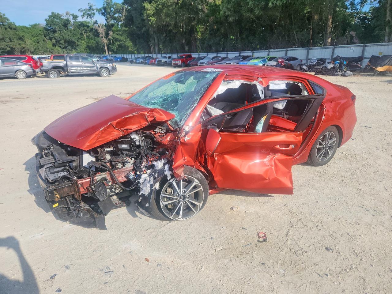 2023 Kia Forte LXS, VIN 3KPF24AD4PE621305 — Опрокидывание