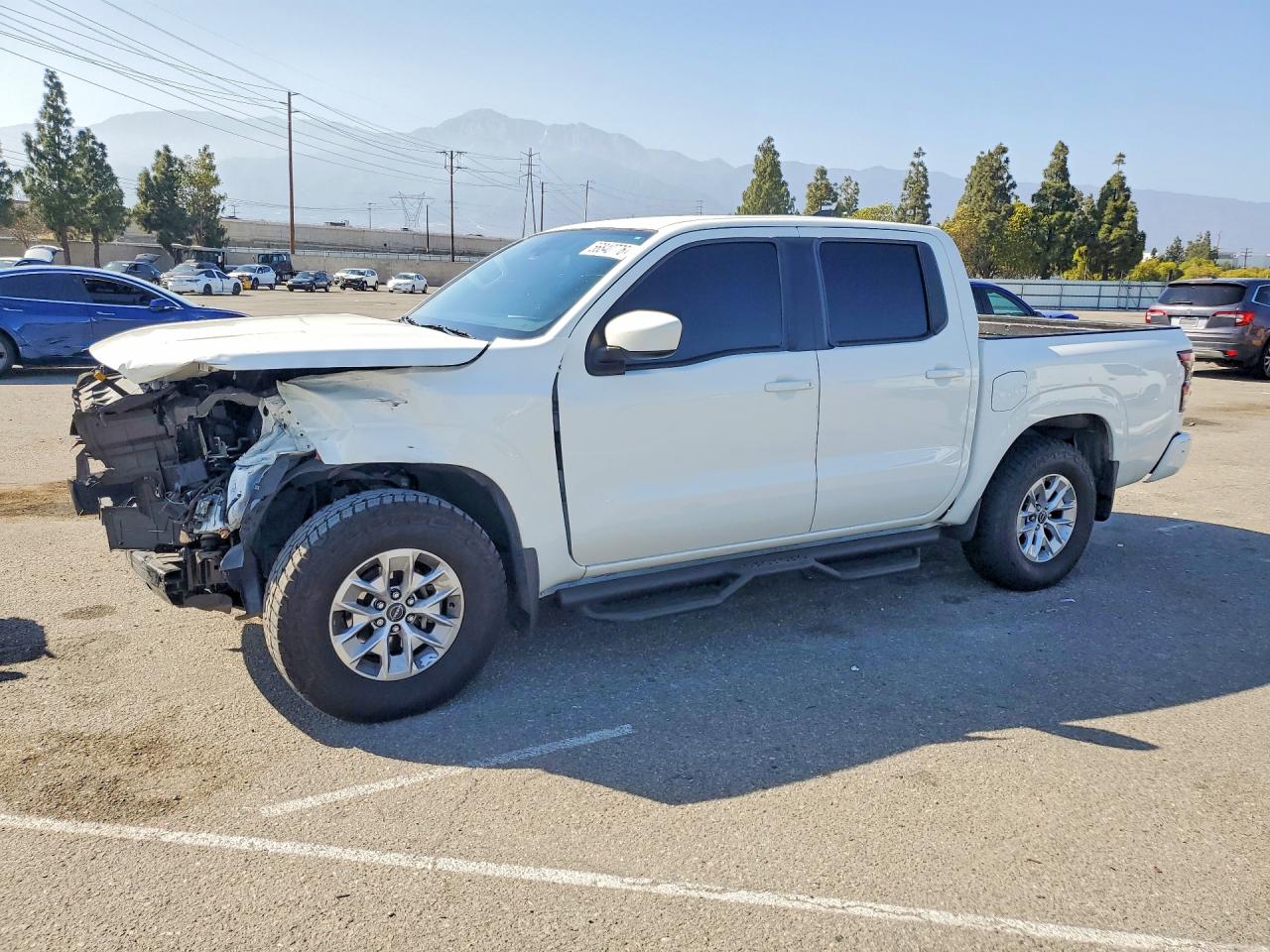 2024 Nissan Frontier SV, VIN 1N6ED1EJXRN615055 — Front end