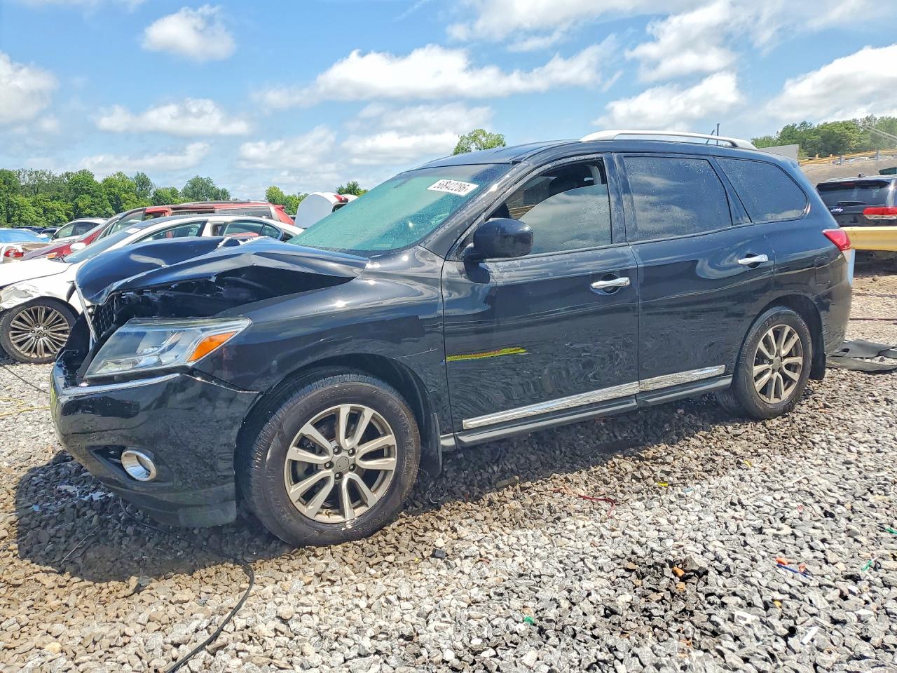 2015 Nissan Pathfinder SV, VIN 5N1AR2MN0FC711230 — Front end