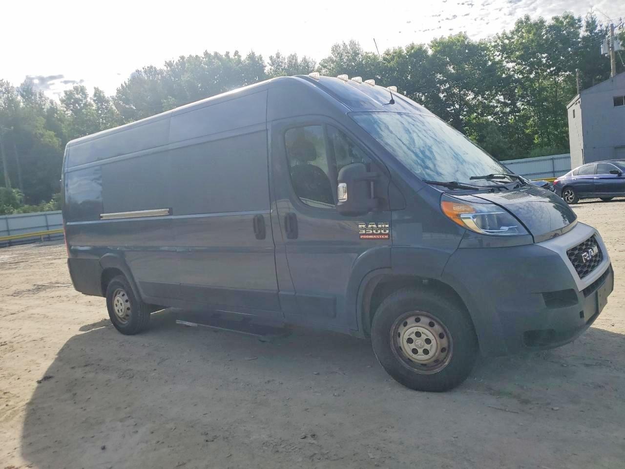 2019 Ram ProMaster Cargo, VIN 3C6URVJGXKE545219 — Minor dents and scratches