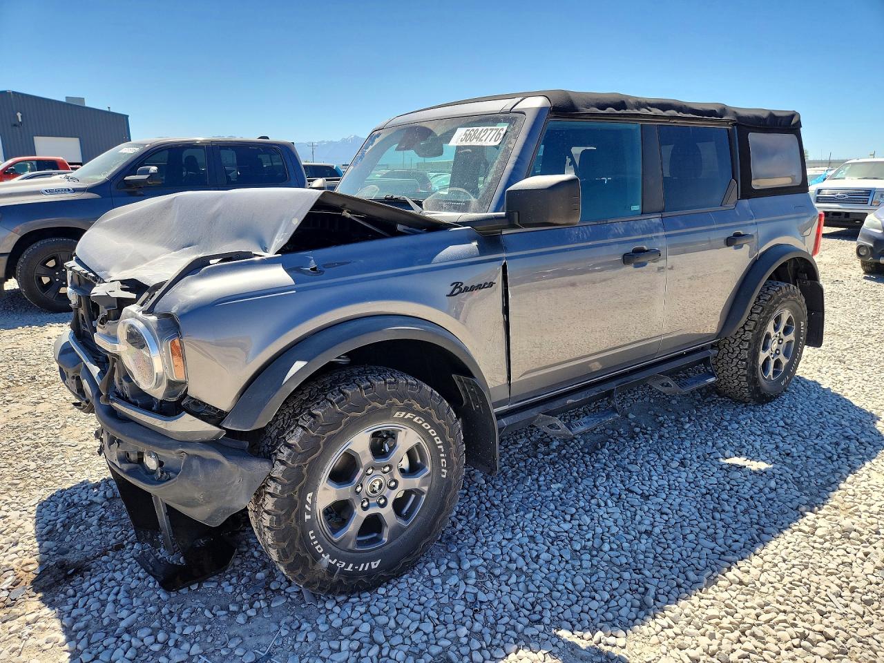 2022 Ford Bronco Big Bend, VIN 1FMEE5BP2NLA90624 — Front end