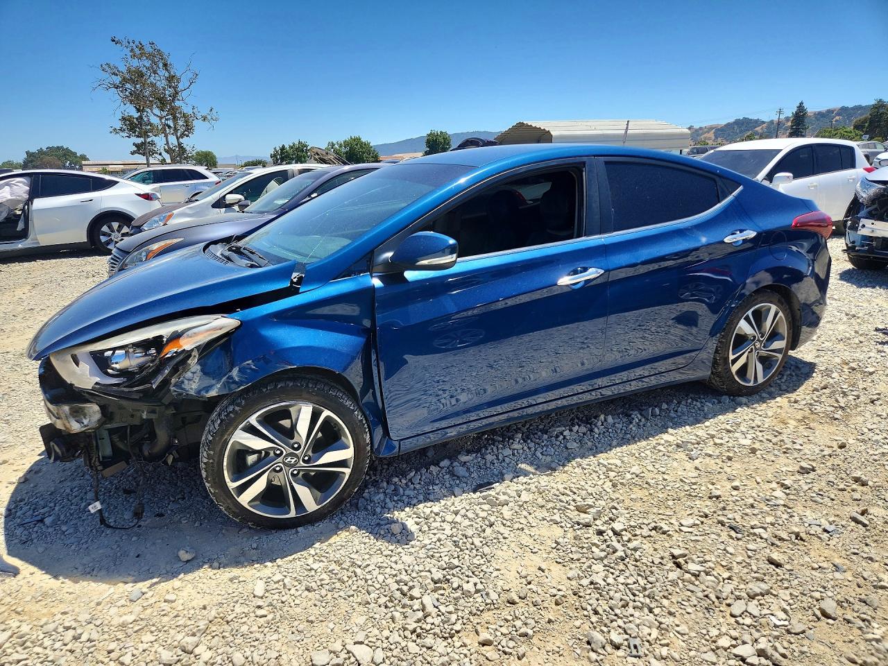 2015 Hyundai Elantra Limited, VIN KMHDH4AE3FU258456 — Front end