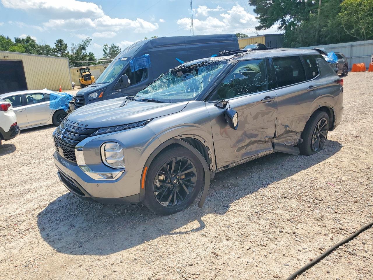 2022 Mitsubishi Outlander SE, VIN JA4J3UA86NZ077735 — Крыша