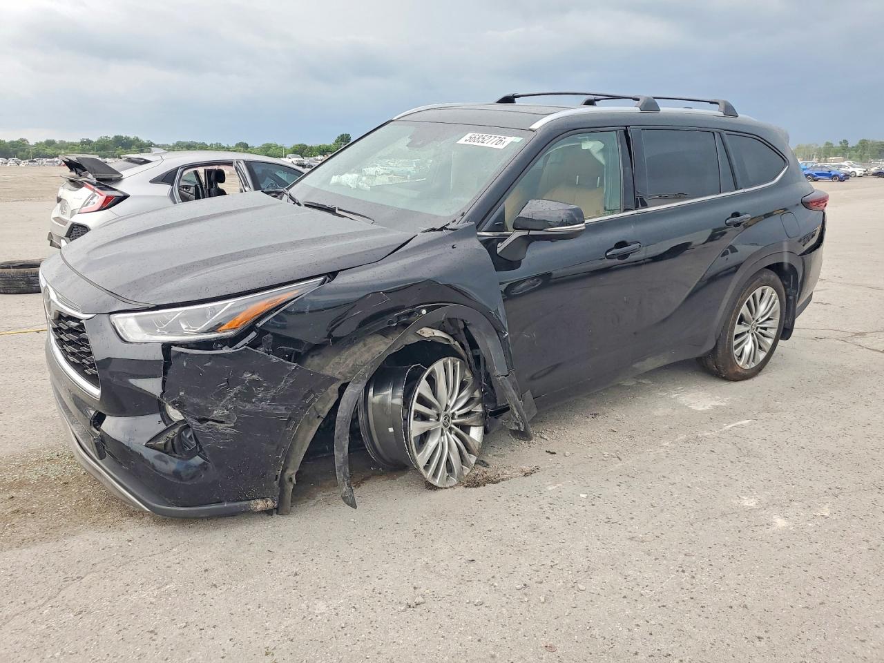 2025 Toyota Highlander Hybrid Platinum, VIN 5TDEBRCH6SS664406 — Front end
