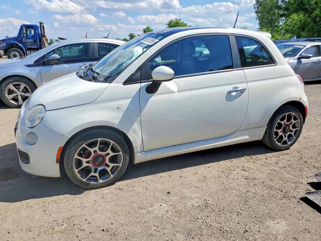 2012 FIAT 500 Sport, VIN 3C3CFFBR9CT107876 — Бок