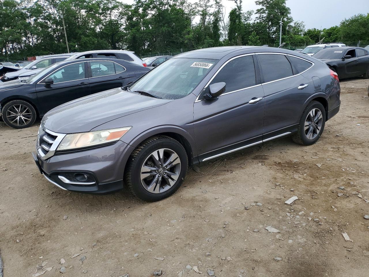 2015 Honda Crosstour EX-L, VIN 5J6TF2H53FL004097 — Зад