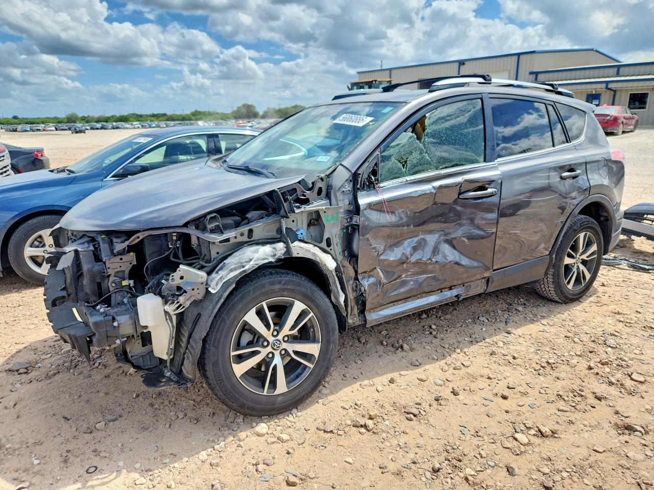 2018 Toyota RAV4 XLE, VIN JTMWFREV8JJ728372 — Front end