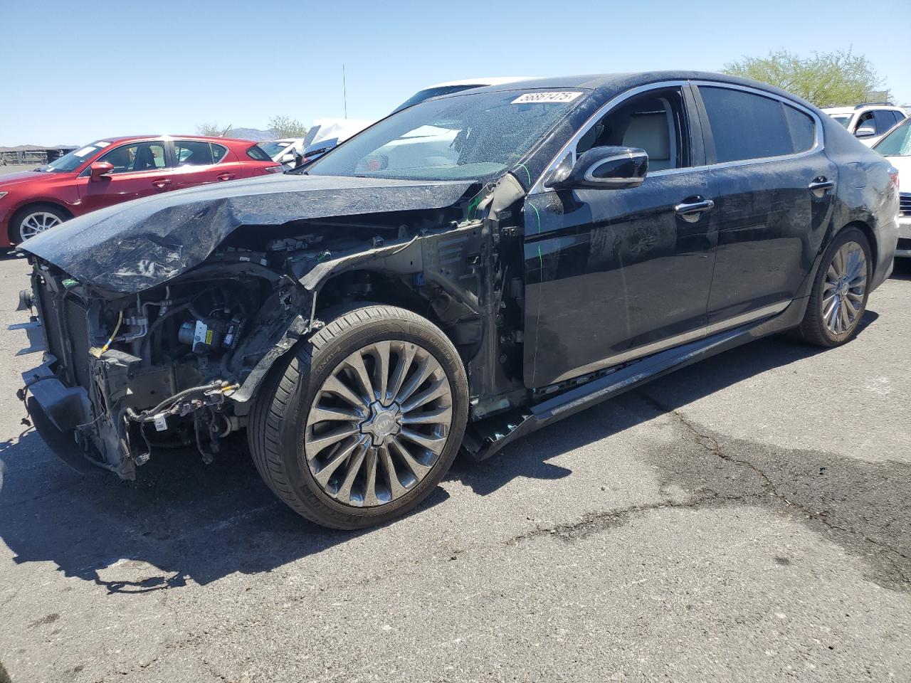 2017 Kia K900 Luxury, VIN KNALW4D46H6036281 — Front end