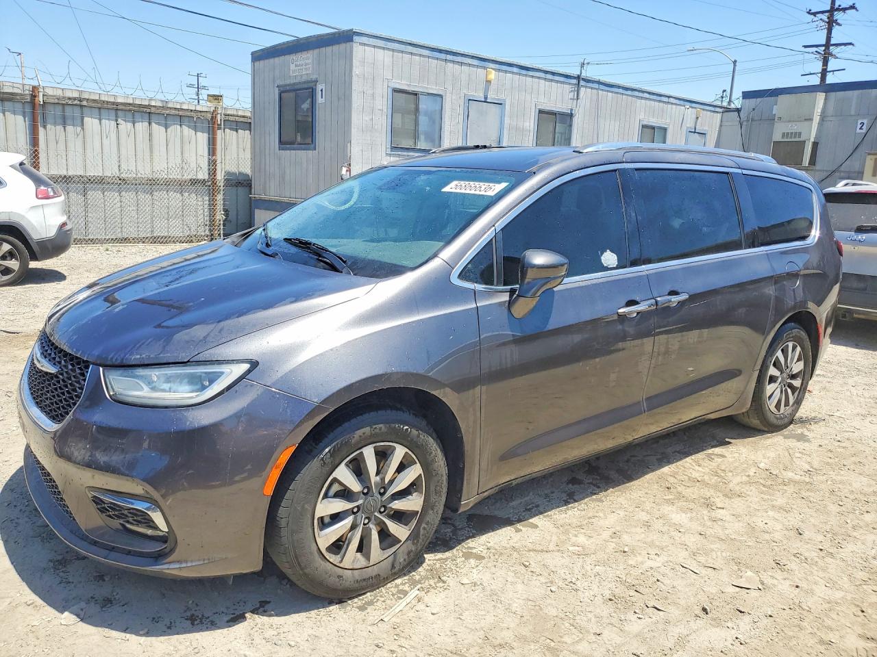 2021 Chrysler Pacifica Touring L, VIN 2C4RC1BG6MR512436 — Normal wear