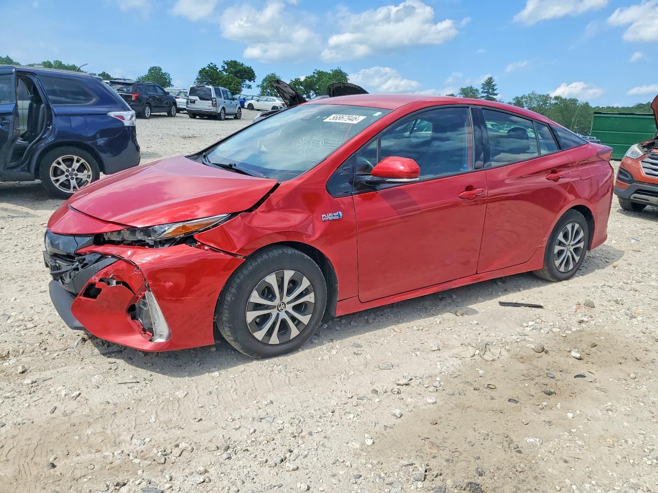 2020 Toyota Prius LE, VIN JTDKARFP0L3153916 — Front end