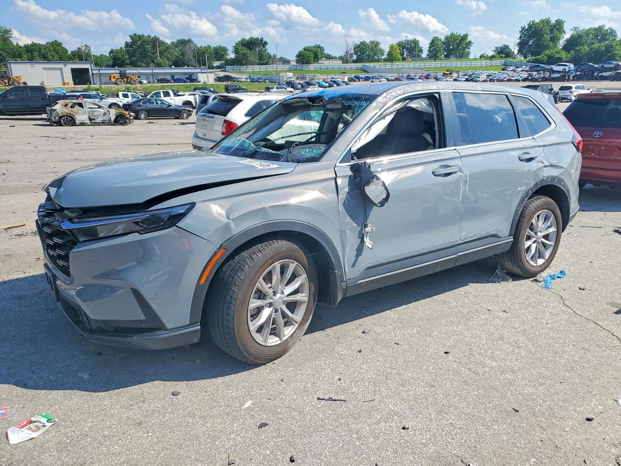 2025 Honda CR-V EX-L, VIN 7FARS4H70SE011874 — Front end