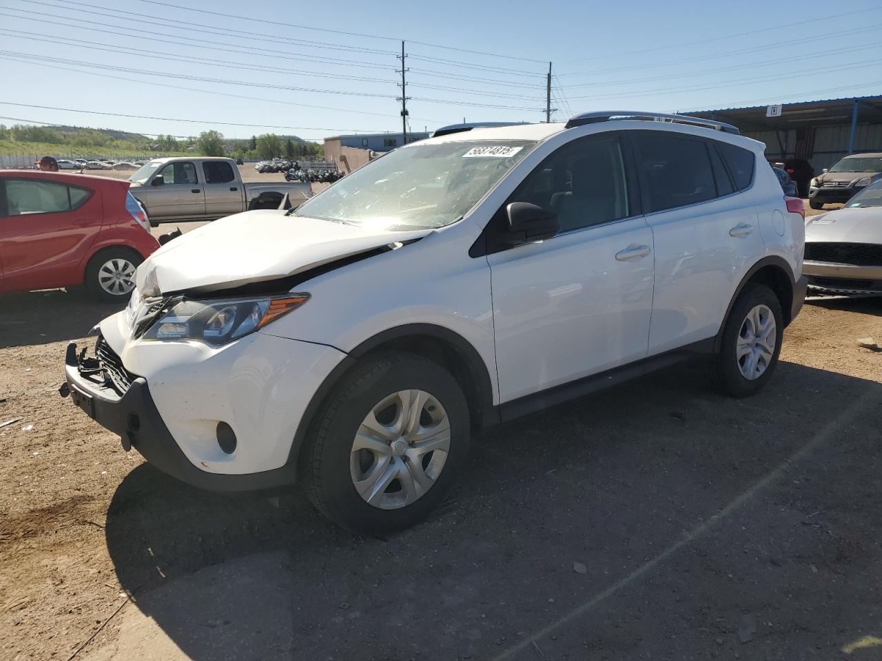 2015 Toyota RAV4 LE, VIN JTMBFREVXFD147475 — Фото с аукциона