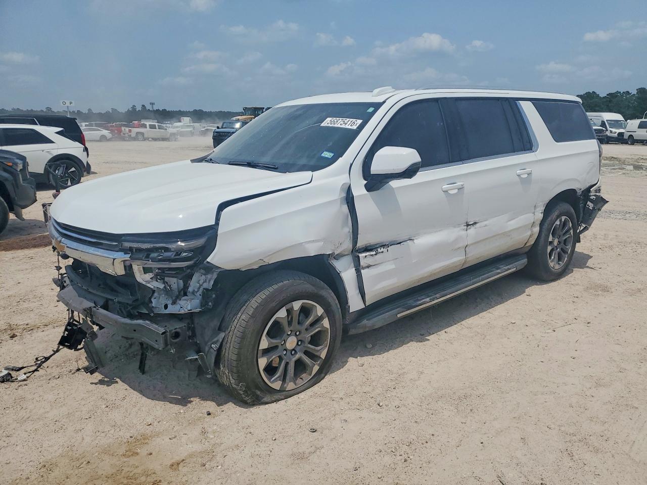 2025 Chevrolet Suburban LT, VIN 1GNS5CRDXSR107001 — Front end