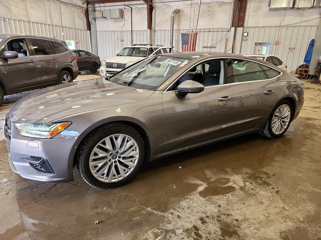 2019 Audi A7 Premium Plus, VIN WAUR2AF22KN029390 — Side