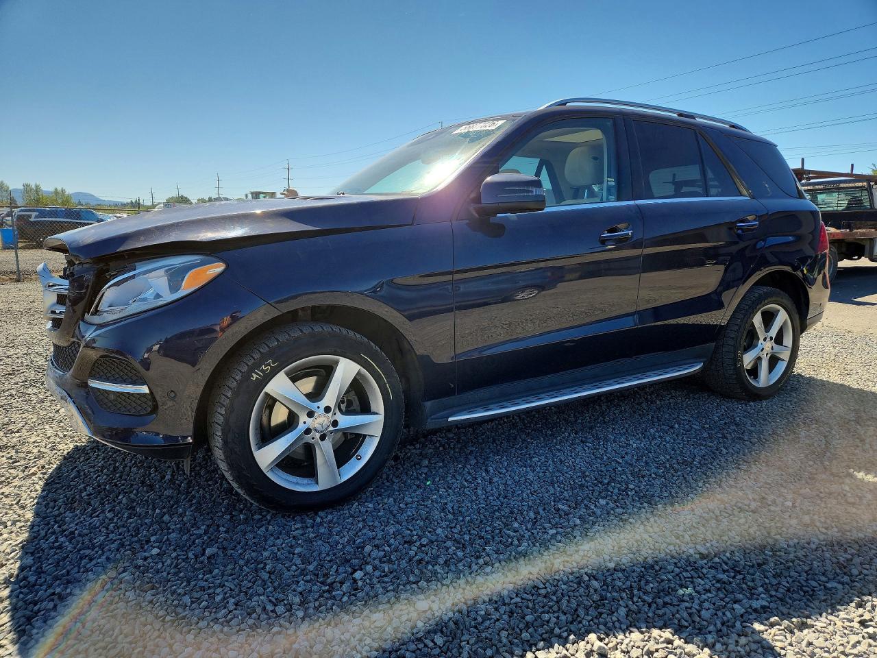 2016 Mercedes-Benz GLE 350, VIN 4JGDA5HB5GA769269 — Front end