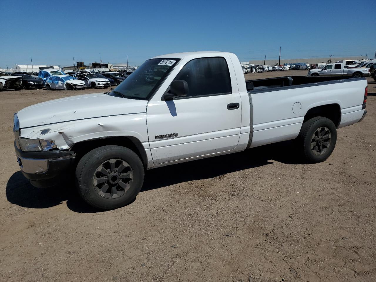 2001 Dodge Ram, VIN 3B6KC26ZX1M269062 — Перед