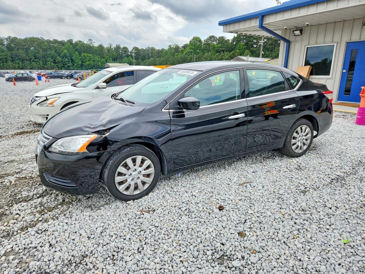 2015 Nissan Sentra SV, VIN 3N1AB7AP1FL675079 — Front end