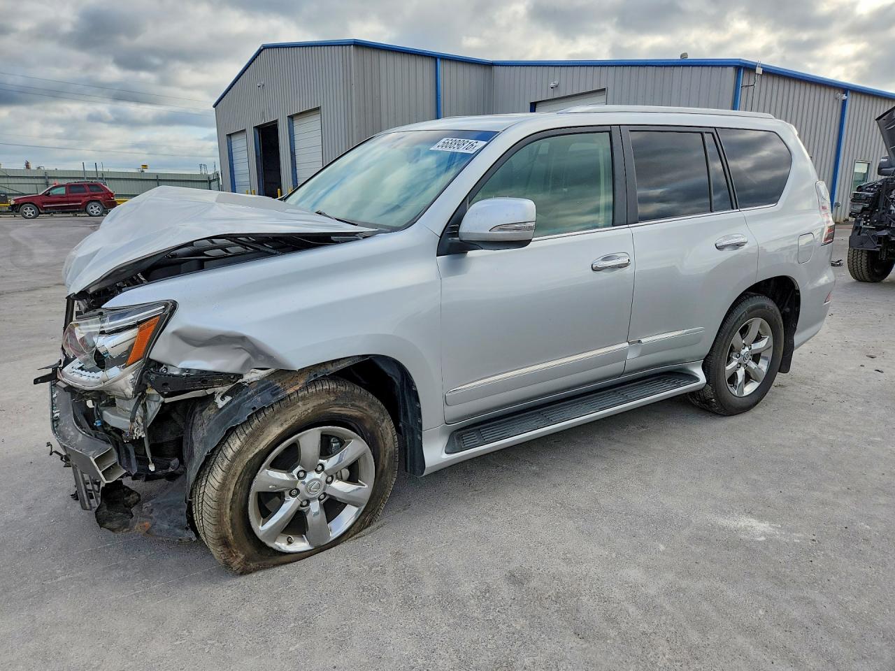 2015 Lexus GX 460, VIN JTJBM7FX5F5098509 — Front end