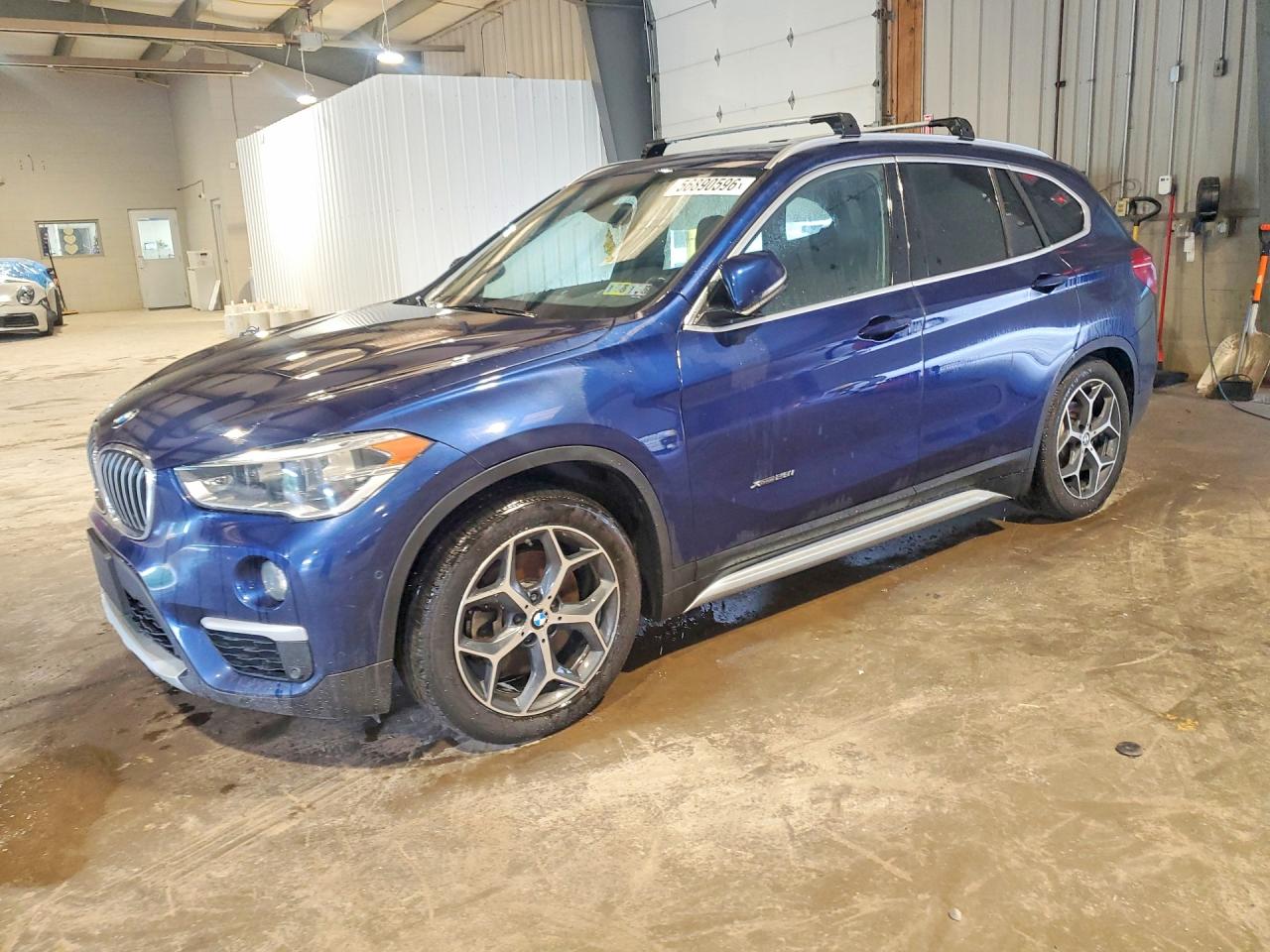 2016 BMW X1 xDrive28i, VIN WBXHT3C32GP883105 — Minor dents and scratches