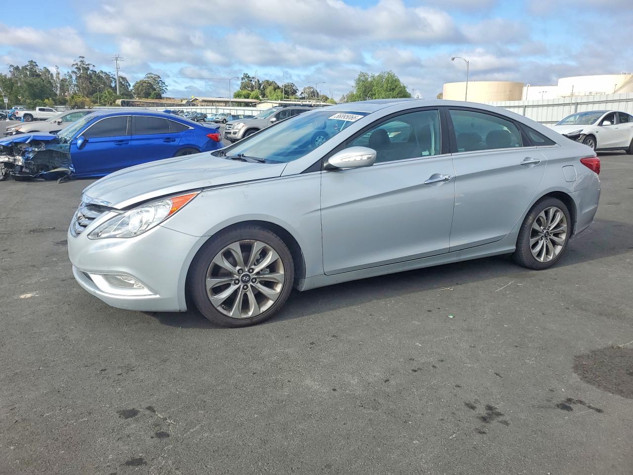 2011 Hyundai Sonata Limited, VIN 5NPEC4ABXBH211023 — Undercarriage