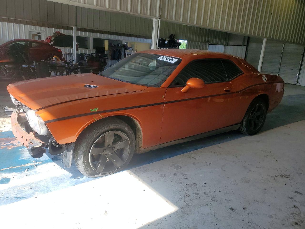 2011 Dodge Challenger, VIN 2B3CJ4DG8BH542391 — Front end