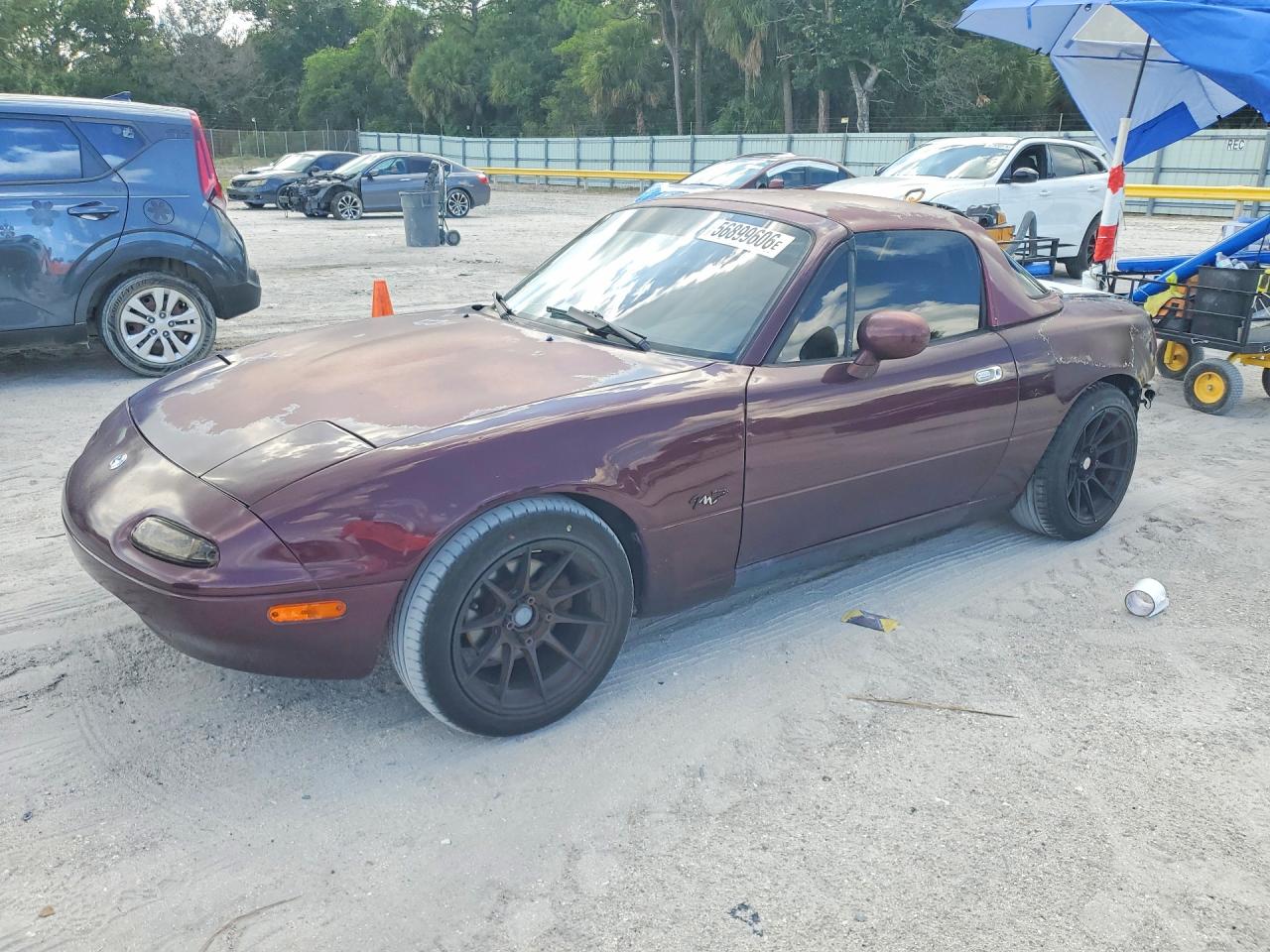 1995 Mazda MX-5 Miata, VIN JM1NA3531S0614095 — Rear end