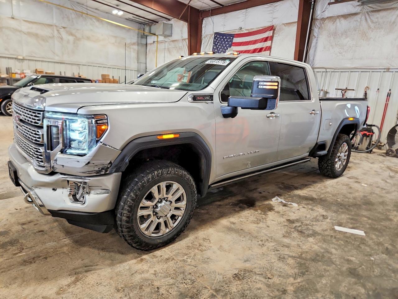 2022 GMC Sierra 2500HD Denali, VIN 1GT49RE77NF354880 — Rear end