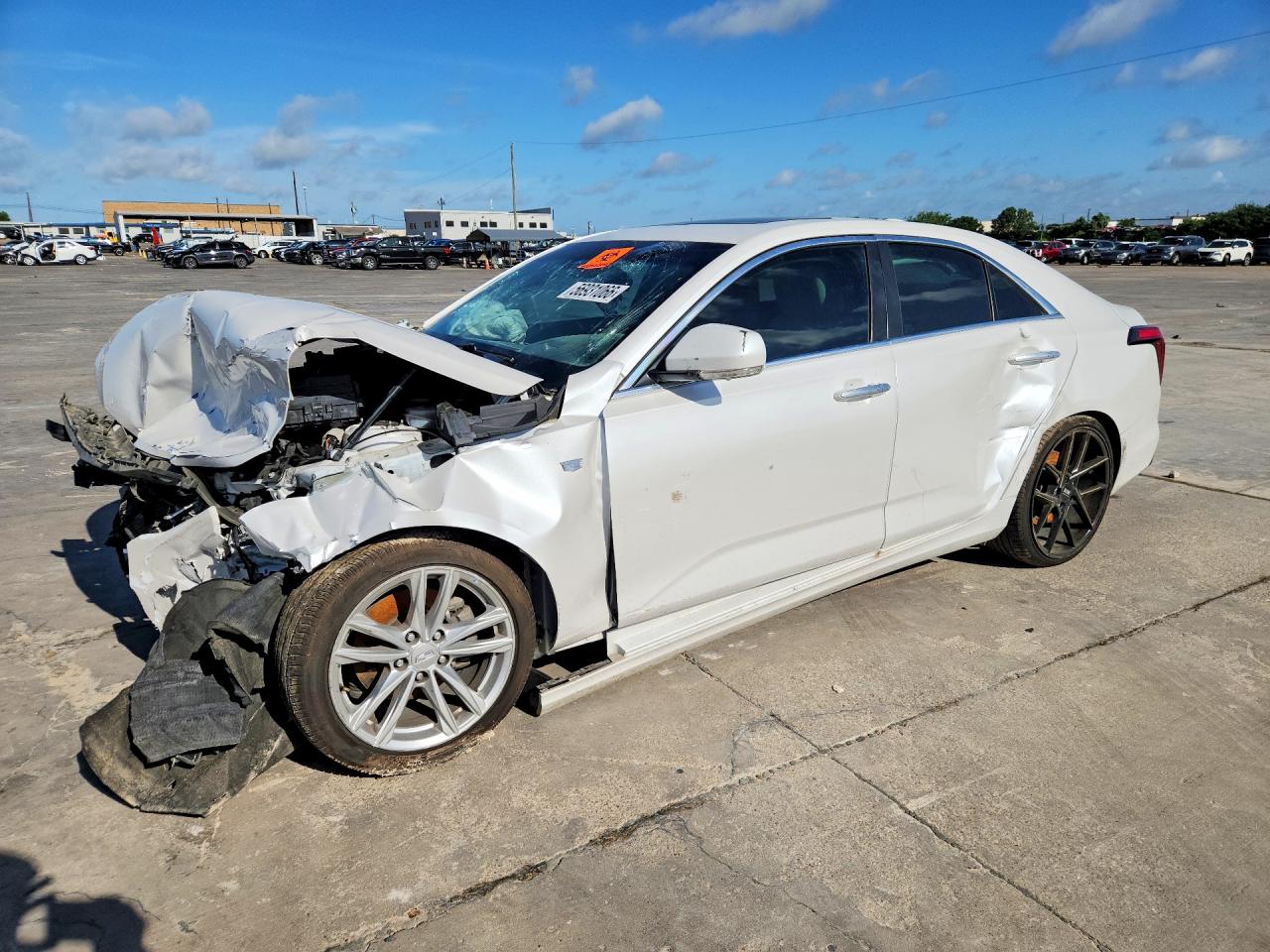 2021 Cadillac CT4 Luxury, VIN 1G6DJ5RK4M0129996 — Front end