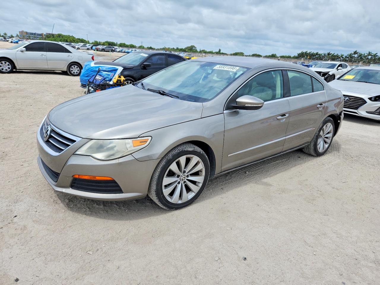 2012 Volkswagen CC Sport, VIN WVWMN7ANXCE515391 — Rear end