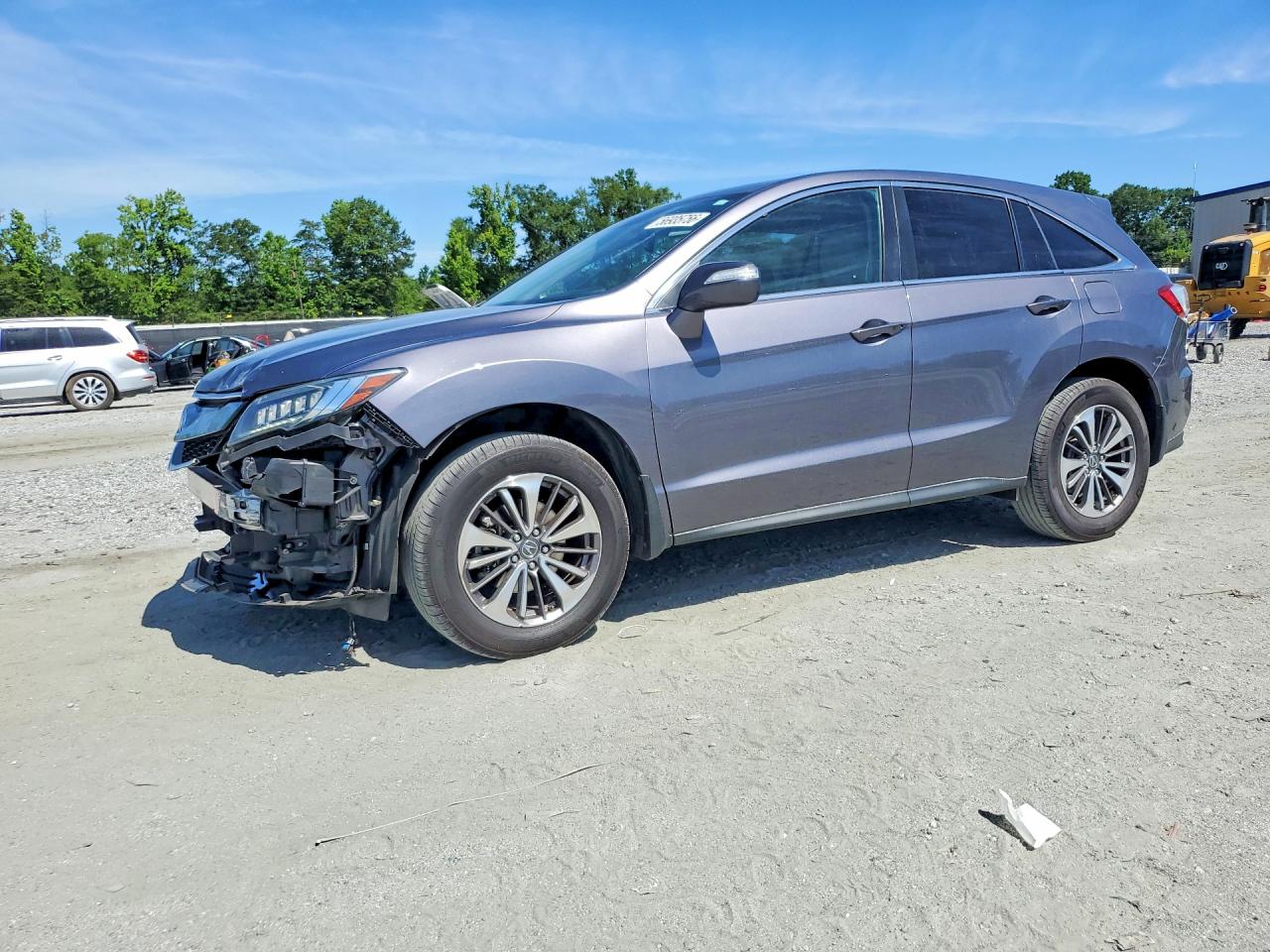 2017 Acura RDX Advance, VIN 5J8TB3H78HL015495 — Front end