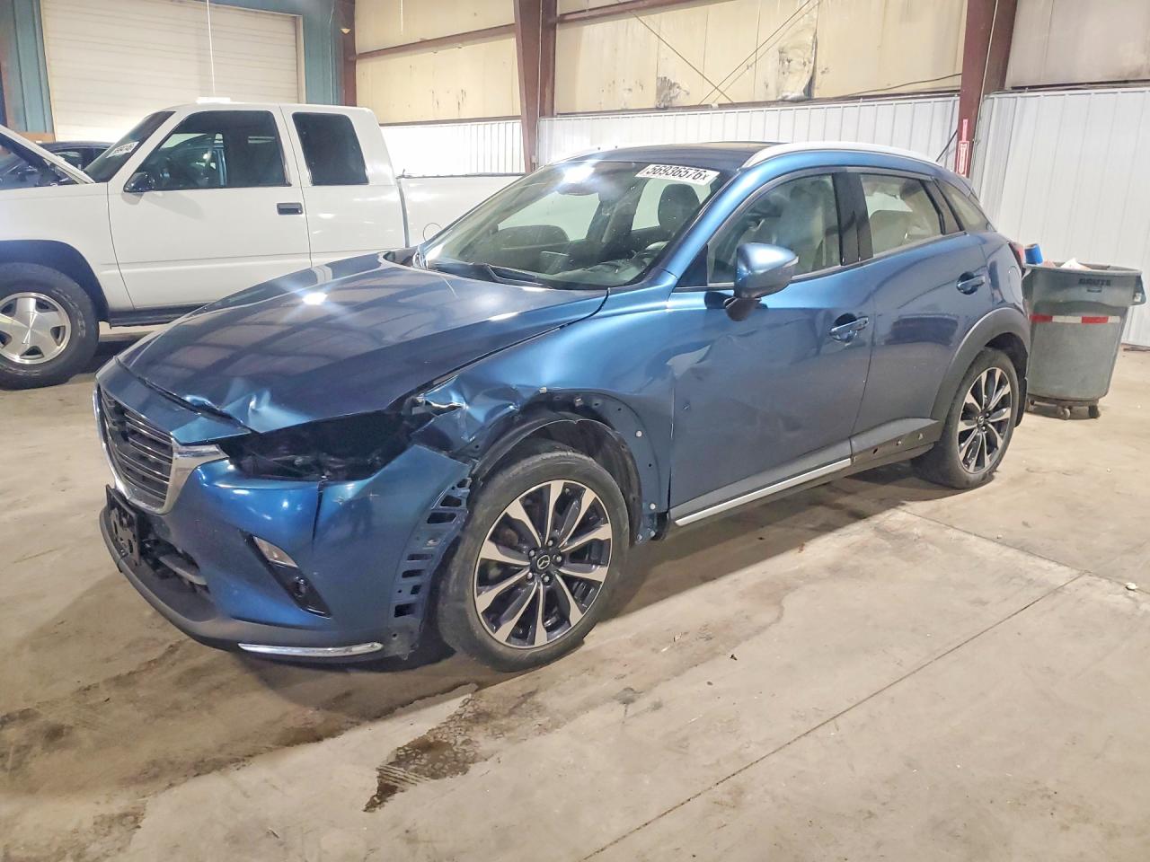 2019 Mazda CX-3 Grand Touring, VIN JM1DKFD71K0441547 — Front end